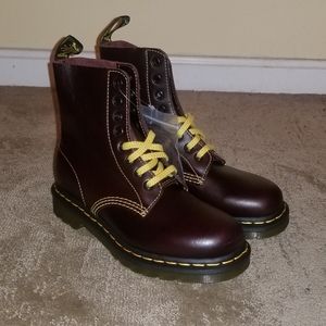 Dr. Martens 1460 Pascal  Atlas 26243601 Oxblood Women's Size 6/ Men's 5.